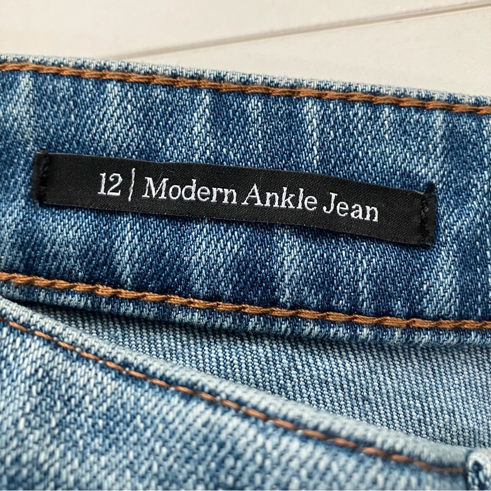 Talbots Modern Ankle Jean Medium Wash High Rise Size 12 - Picture 4 of 8